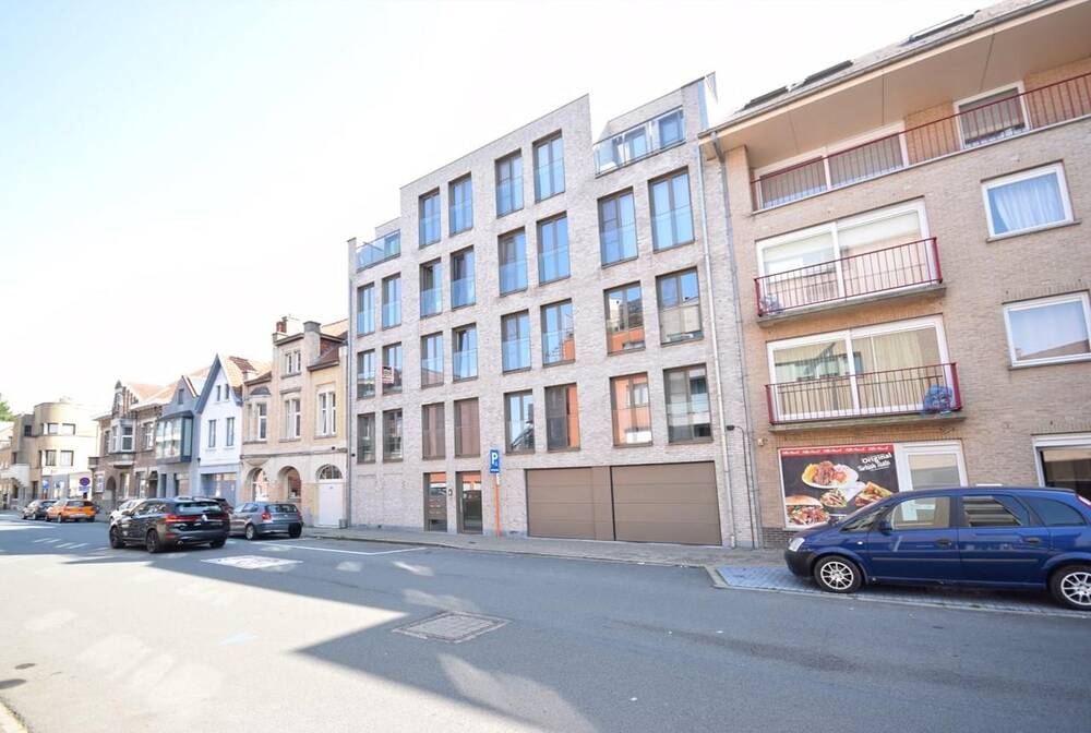 Appartement te  huur in Roeselare 8800 825.00€ 2 slaapkamers m² - Zoekertje 252017