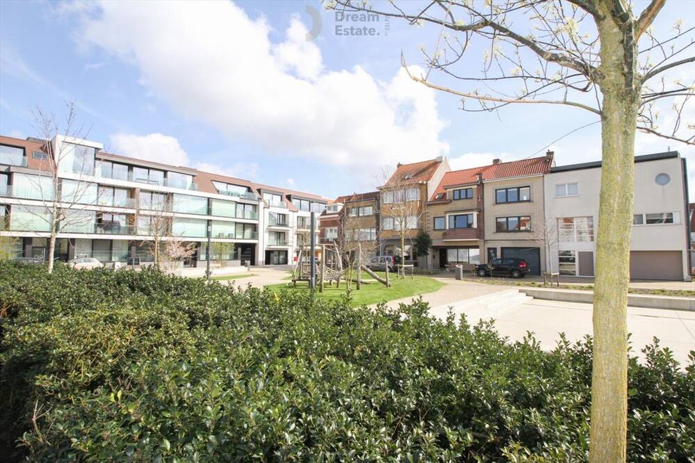 Appartement te  huur in Heist-aan-Zee 8301 1050.00€ 2 slaapkamers 103.00m² - Zoekertje 252387