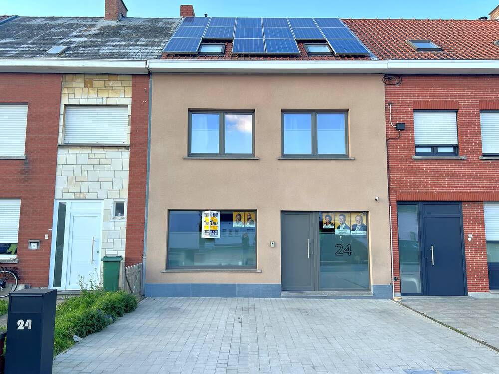 Huis te  koop in Wervik 8940 250000.00€ 4 slaapkamers 165.00m² - Zoekertje 254134