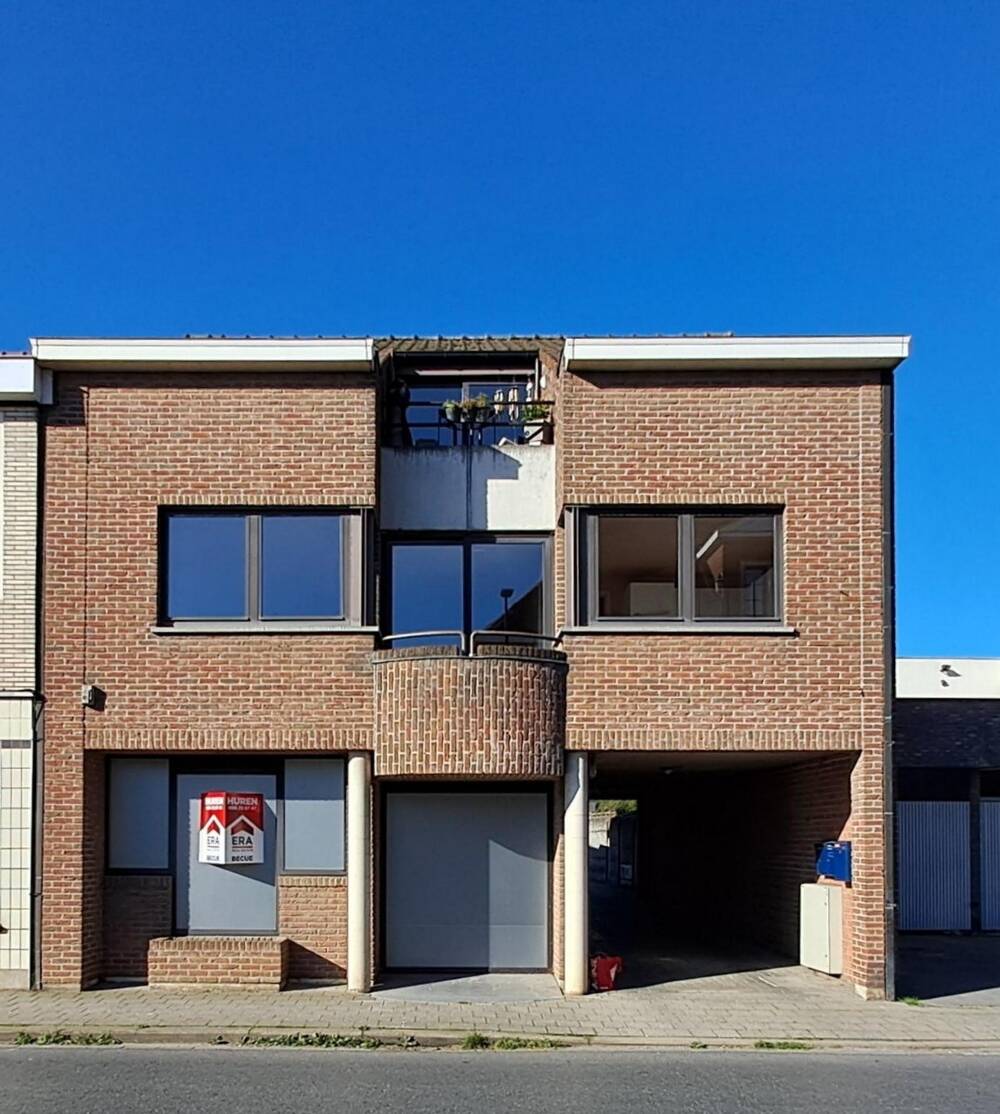 Appartement te  huur in Moen 8552 595.00€ 2 slaapkamers 90.00m² - Zoekertje 257707