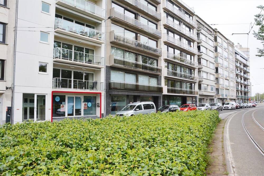 Handelszaak te  koop in Oostende 8400 249000.00€  slaapkamers m² - Zoekertje 257594