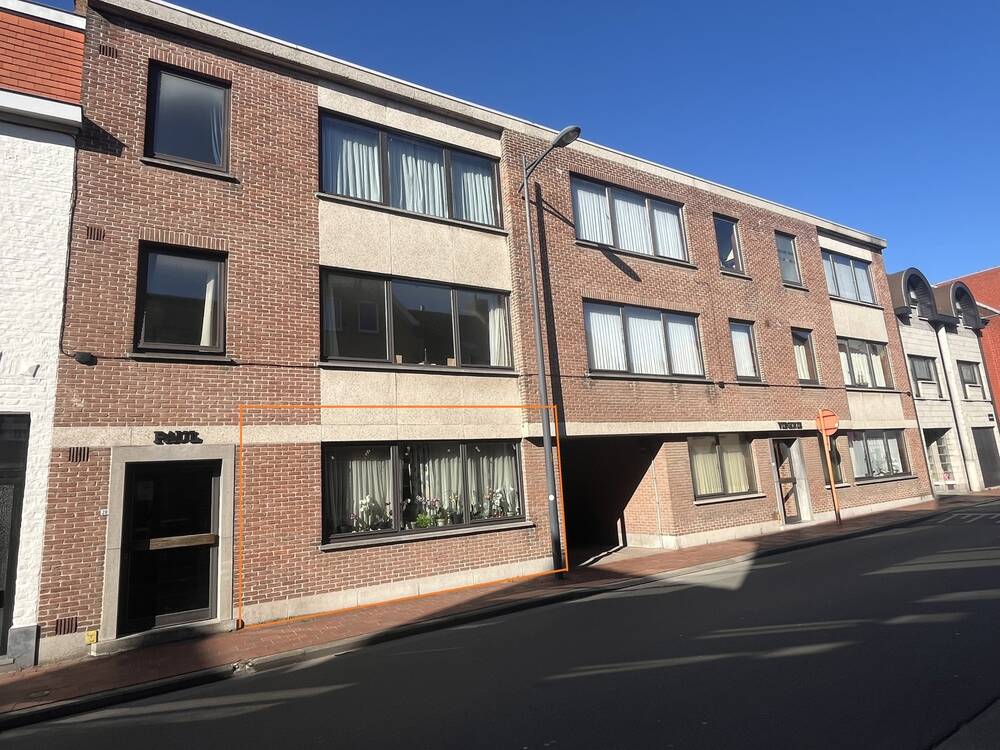 Appartement te  koop in Knokke-Heist 8300 260000.00€ 2 slaapkamers 70.00m² - Zoekertje 257801