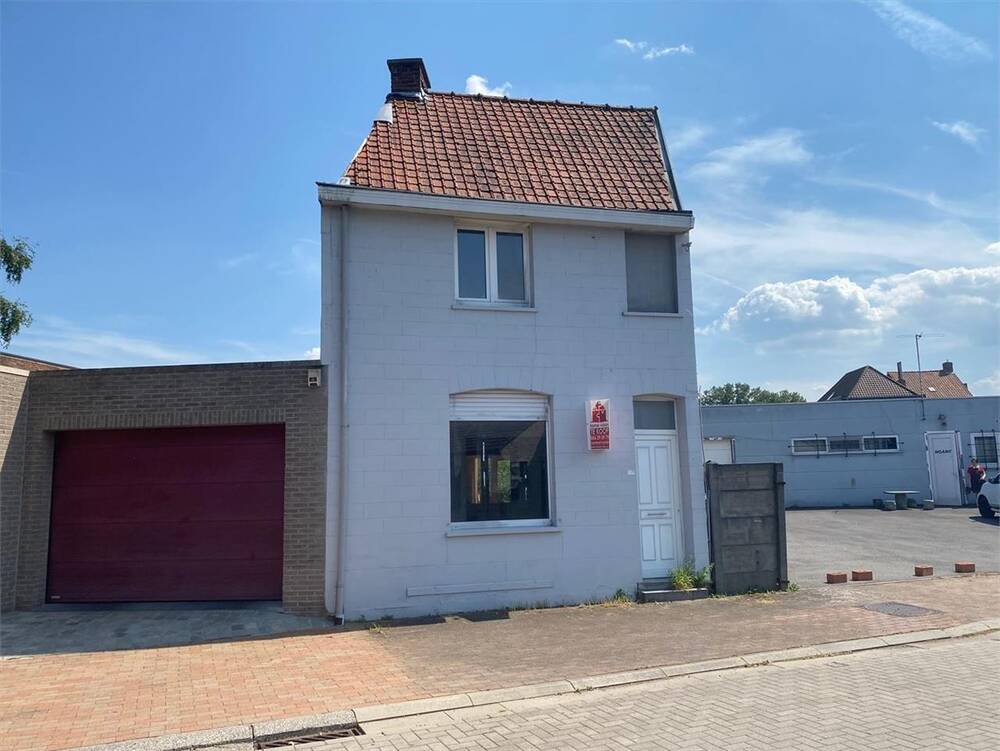 Huis te  koop in Wevelgem 8560 105000.00€ 2 slaapkamers 90.00m² - Zoekertje 257586