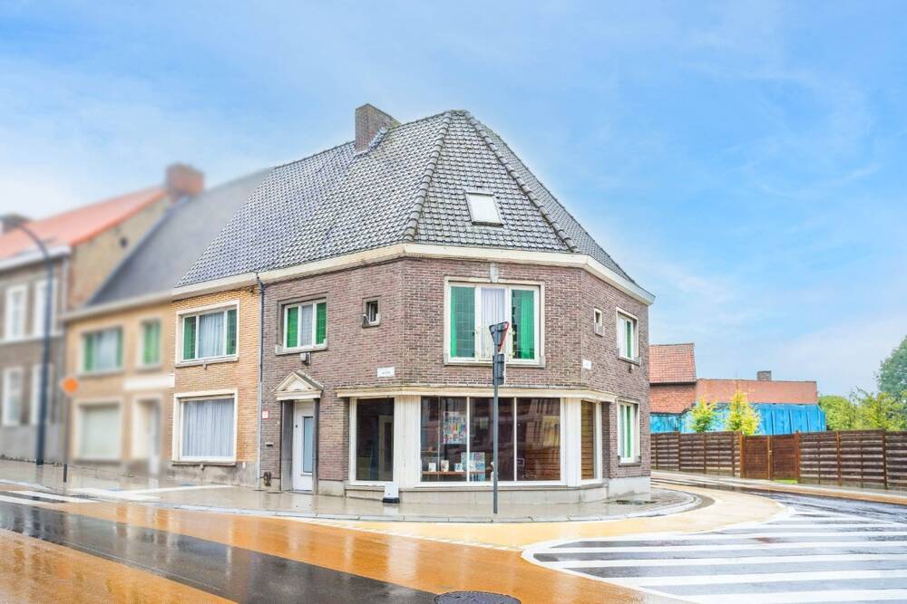 Handelszaak te  koop in Zwevegem 8550 249000.00€ 5 slaapkamers 266.00m² - Zoekertje 256959