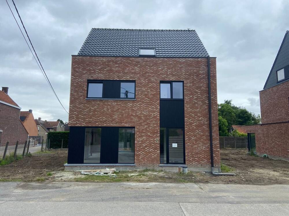 Huis te  koop in Desselgem 8792 595000.00€ 5 slaapkamers 240.00m² - Zoekertje 257779