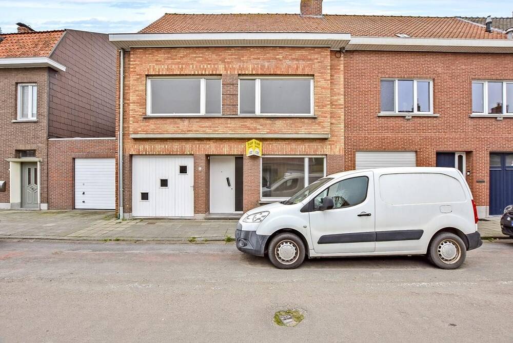 Huis te  koop in Veurne 8630 279000.00€ 5 slaapkamers 174.00m² - Zoekertje 260519