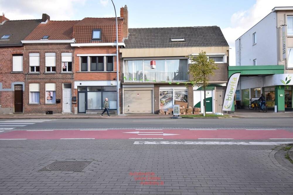 Huis te  koop in Sint-Andries 8200 499000.00€ 3 slaapkamers 160.00m² - Zoekertje 261209