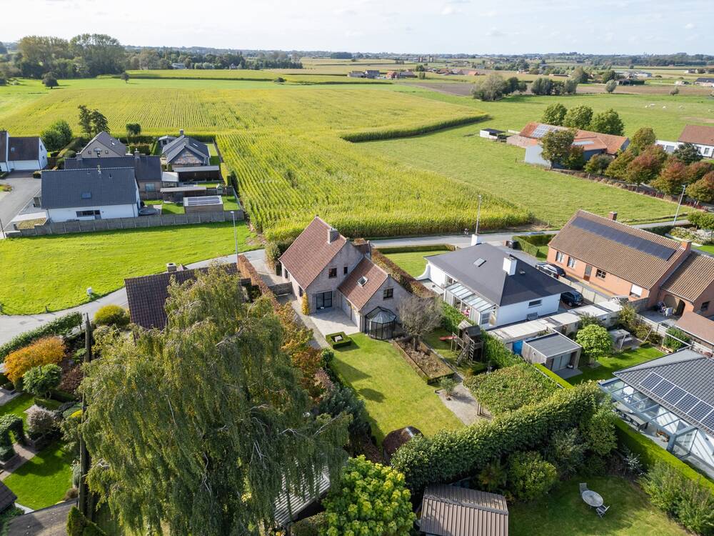 Huis te  koop in Dentergem 8720 528000.00€ 3 slaapkamers 249.00m² - Zoekertje 260572