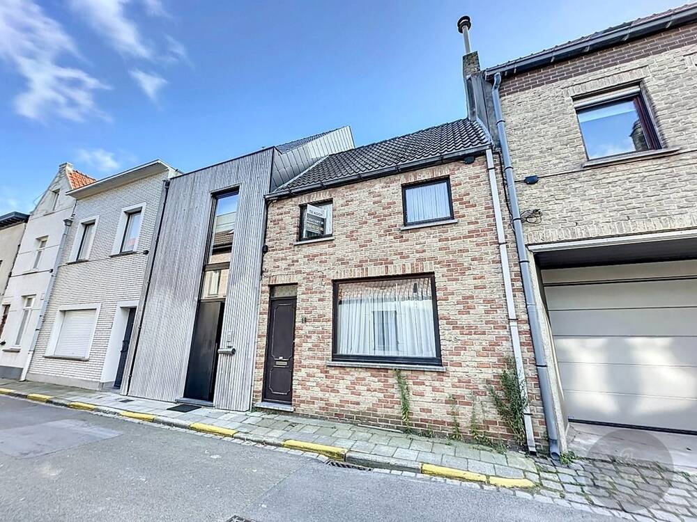 Huis te  koop in Knokke-Heist 8300 409000.00€  slaapkamers m² - Zoekertje 259950