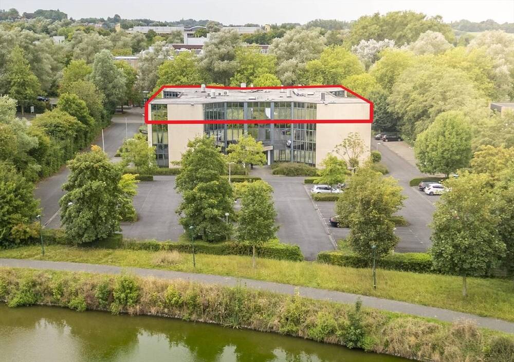 Handelszaak te  koop in Kortrijk 8500 795000.00€  slaapkamers 0.00m² - Zoekertje 263214