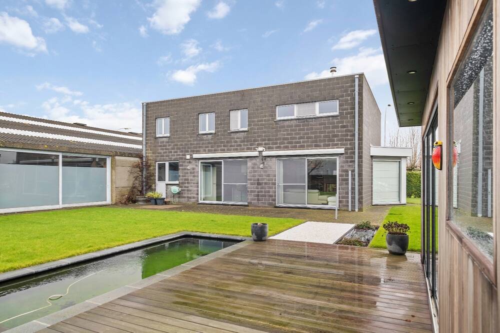 Handelszaak te  koop in Oostende 8400 0.00€  slaapkamers 260.00m² - Zoekertje 263970