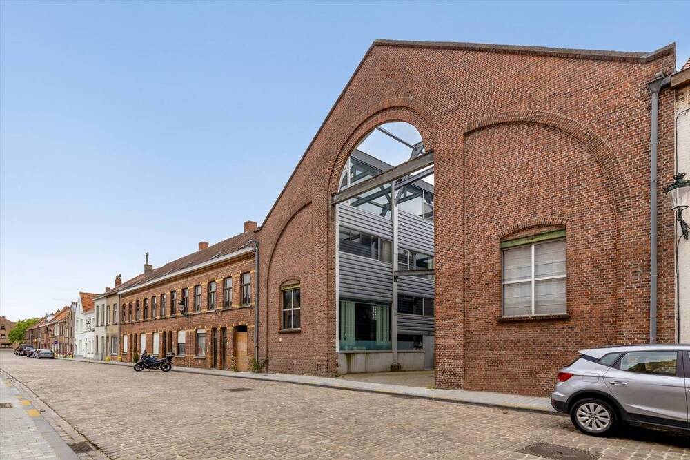 Loft te  koop in Brugge 8000 298000.00€ 2 slaapkamers 110.00m² - Zoekertje 263782