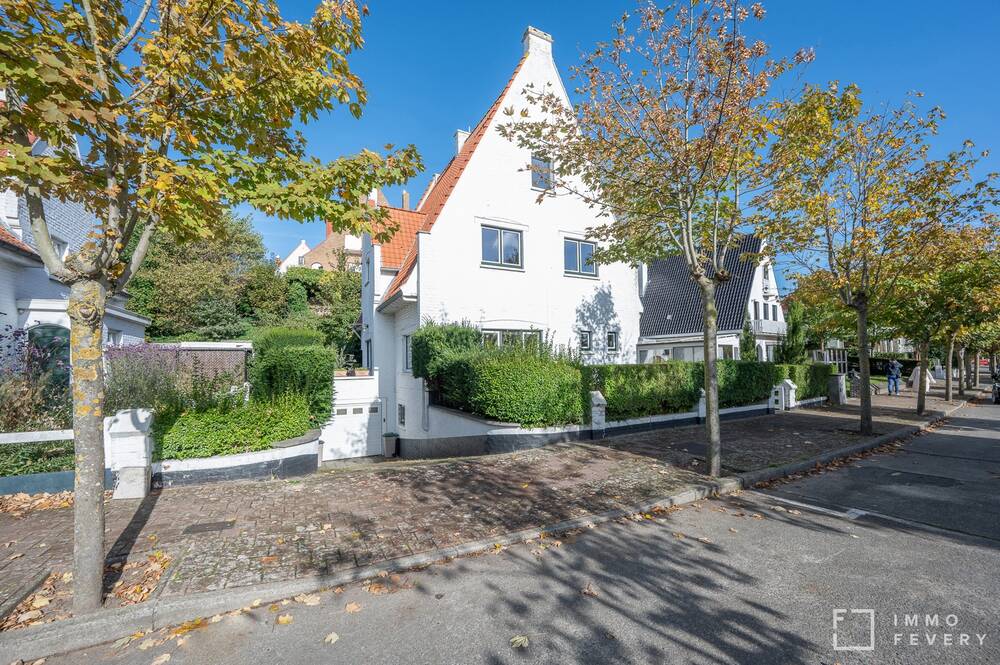 Villa te  koop in Knokke-Heist 8300 1895000.00€ 5 slaapkamers 318.00m² - Zoekertje 264002