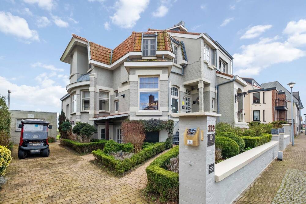 Huis te  koop in Westende 8434 1195000.00€ 8 slaapkamers 562.00m² - Zoekertje 263968