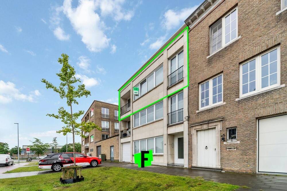 Appartement te  in Brugge 8000 220000.00€ 2 slaapkamers 121.00m² - Zoekertje 264313