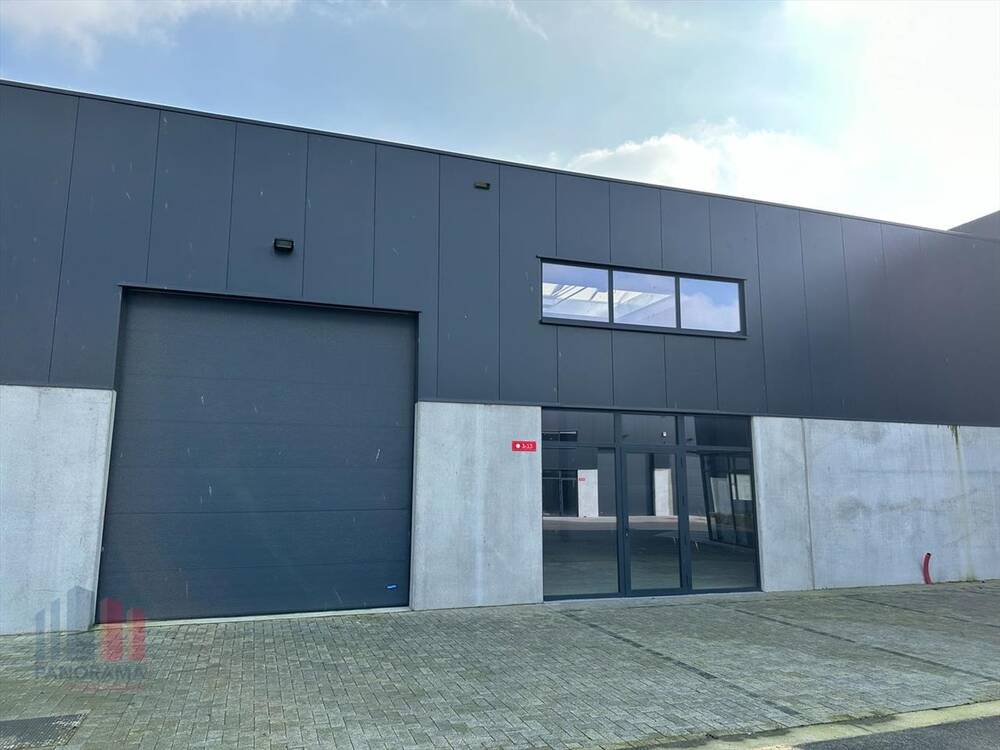 Handelszaak te  koop in Zwevegem 8550 245000.00€  slaapkamers 197.00m² - Zoekertje 266570