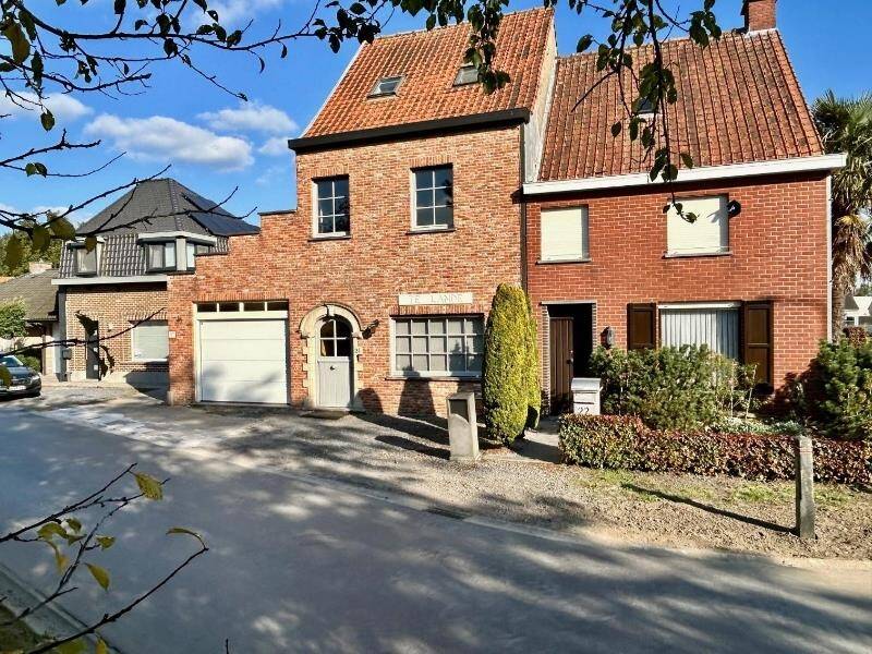 Huis te  koop in Izegem 8870 309000.00€ 3 slaapkamers 246.00m² - Zoekertje 268636