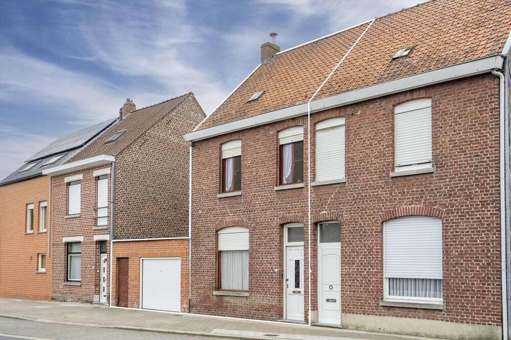 Huis te  koop in Wevelgem 8560 199000.00€ 3 slaapkamers 99.00m² - Zoekertje 270101