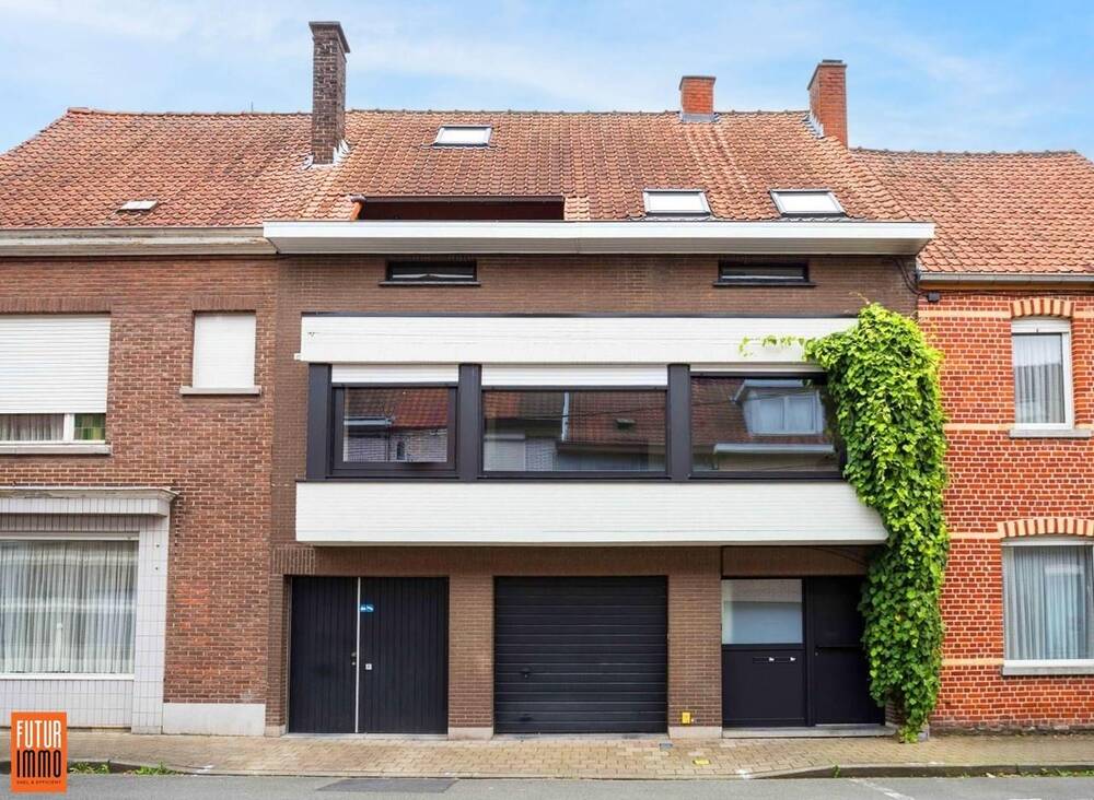 Appartementsgebouw te  koop in Roeselare 8800 465000.00€ 4 slaapkamers m² - Zoekertje 269916