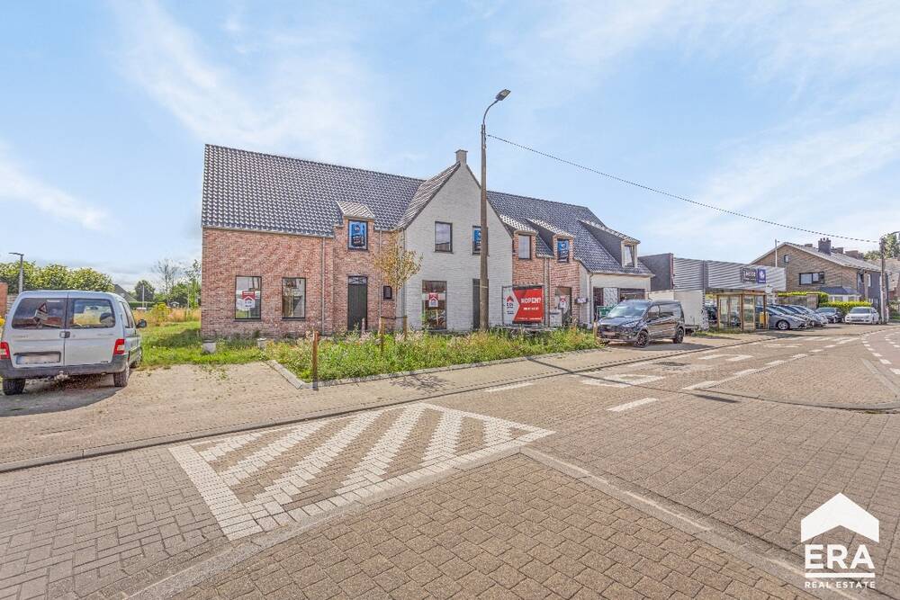 Huis te  koop in Zwevezele 8750 431400.00€ 4 slaapkamers 200.00m² - Zoekertje 271230