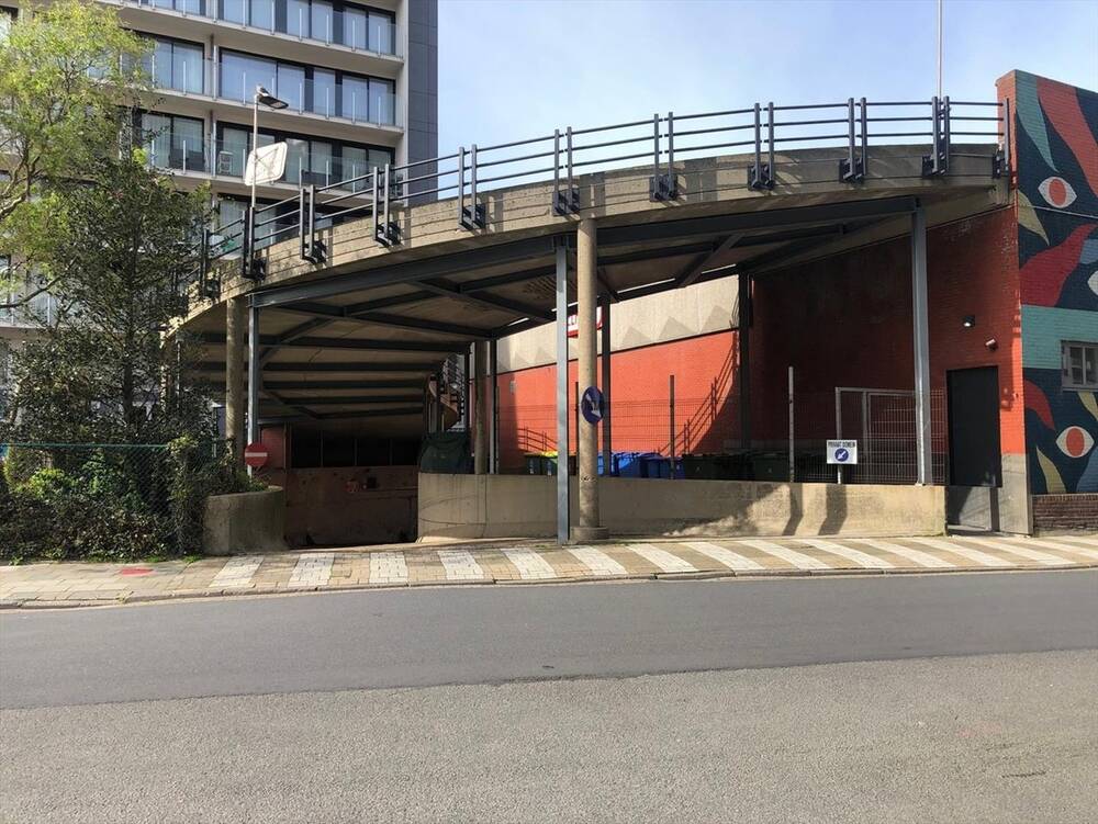 Parking & garage te  koop in Oostende 8400 65000.00€  slaapkamers 19.00m² - Zoekertje 295736