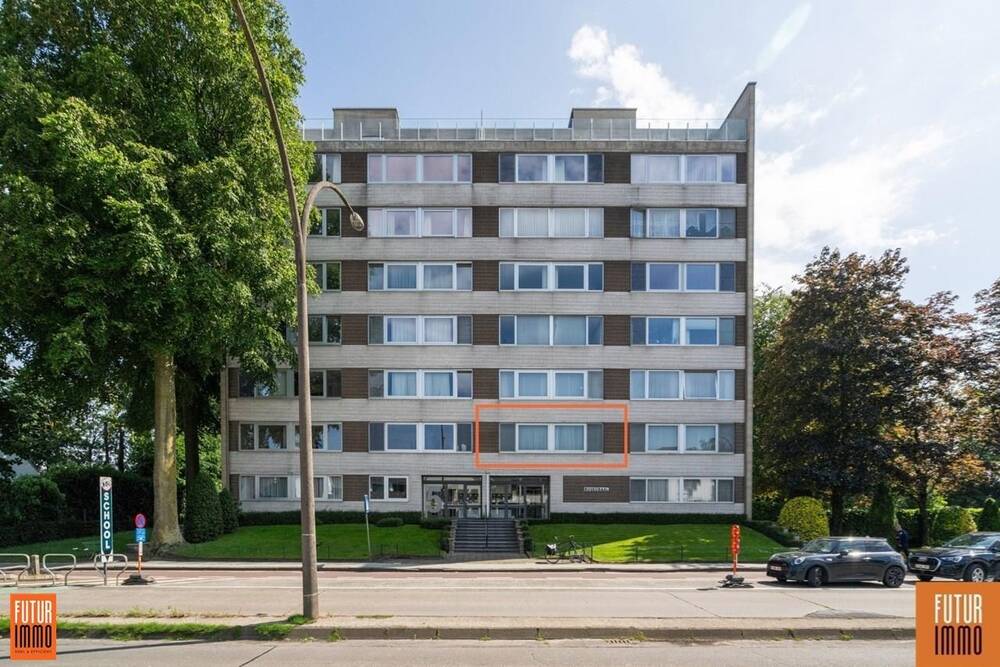 Appartement te  koop in Sint-Michiels 8200 318500.00€ 2 slaapkamers 121.00m² - Zoekertje 272164