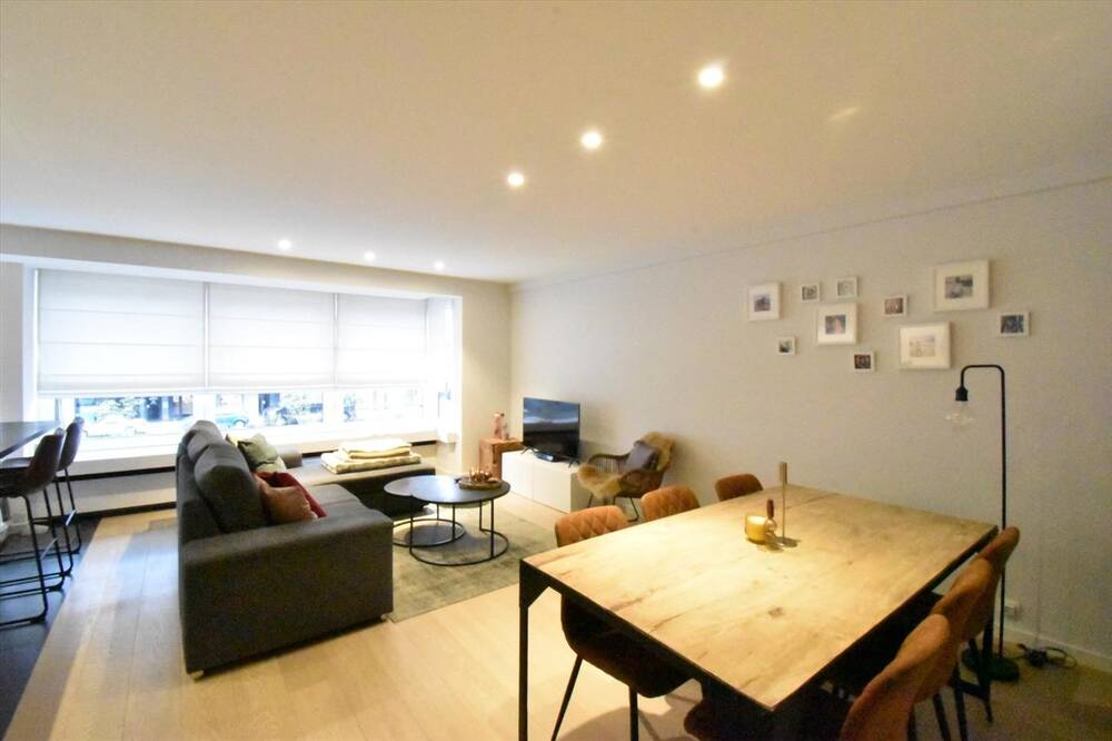 Appartement te  huur in Knokke 8300 1100.00€ 2 slaapkamers 82.00m² - Zoekertje 273840