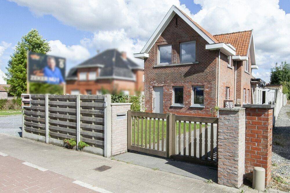 Huis te  koop in Zwevezele 8750 178500.00€ 4 slaapkamers 183.00m² - Zoekertje 273863