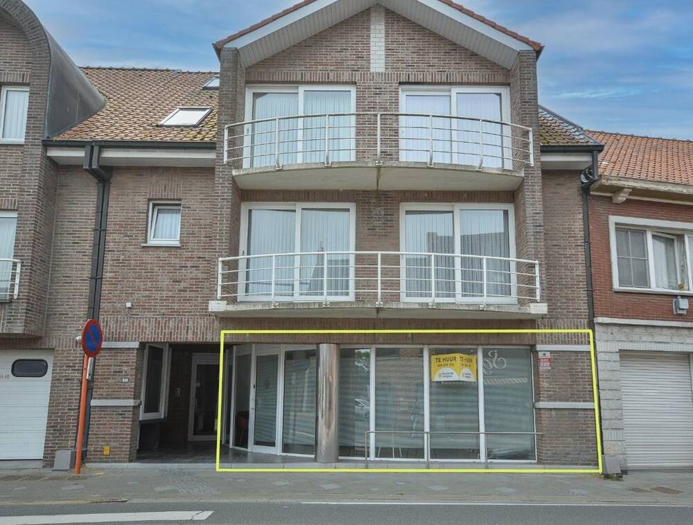 Appartement te  huur in Oudenburg 8460 700.00€ 1 slaapkamers m² - Zoekertje 272898