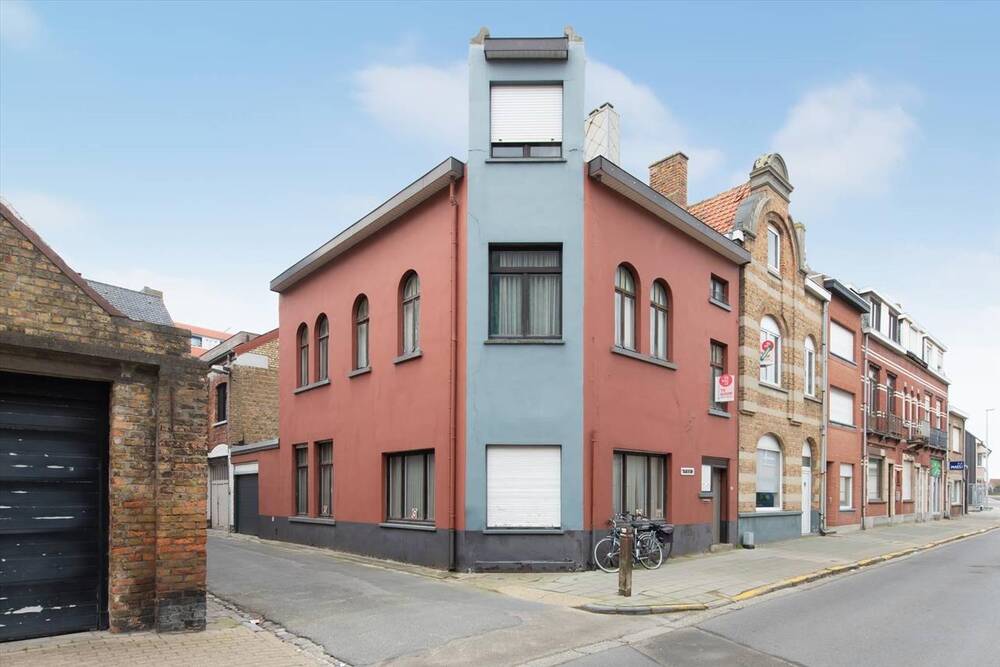 Huis te  koop in Middelkerke 8430 225000.00€ 6 slaapkamers 222.00m² - Zoekertje 274126