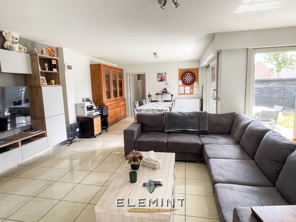 Huis te  koop in Deerlijk 8540 285000.00€  slaapkamers 146.00m² - Zoekertje 282885