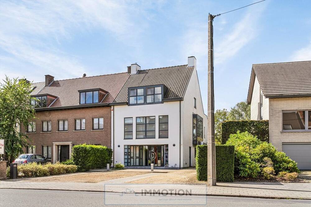 Huis te  koop in Zwevegem 8550 565000.00€ 4 slaapkamers 321.00m² - Zoekertje 283291