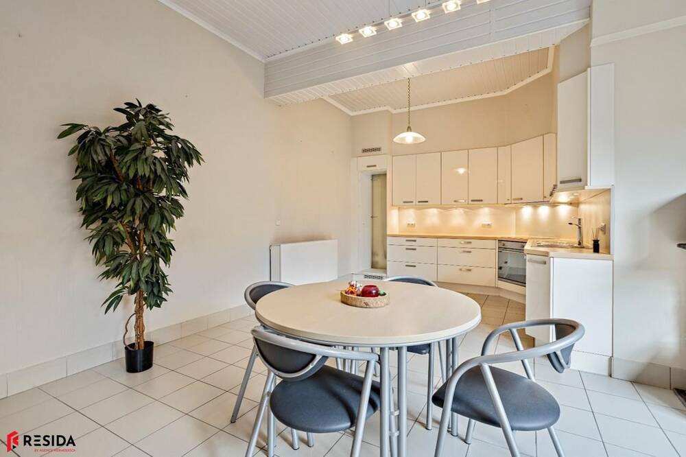 Appartement te  koop in Avelgem 8580 150000.00€ 2 slaapkamers 78.00m² - Zoekertje 283348