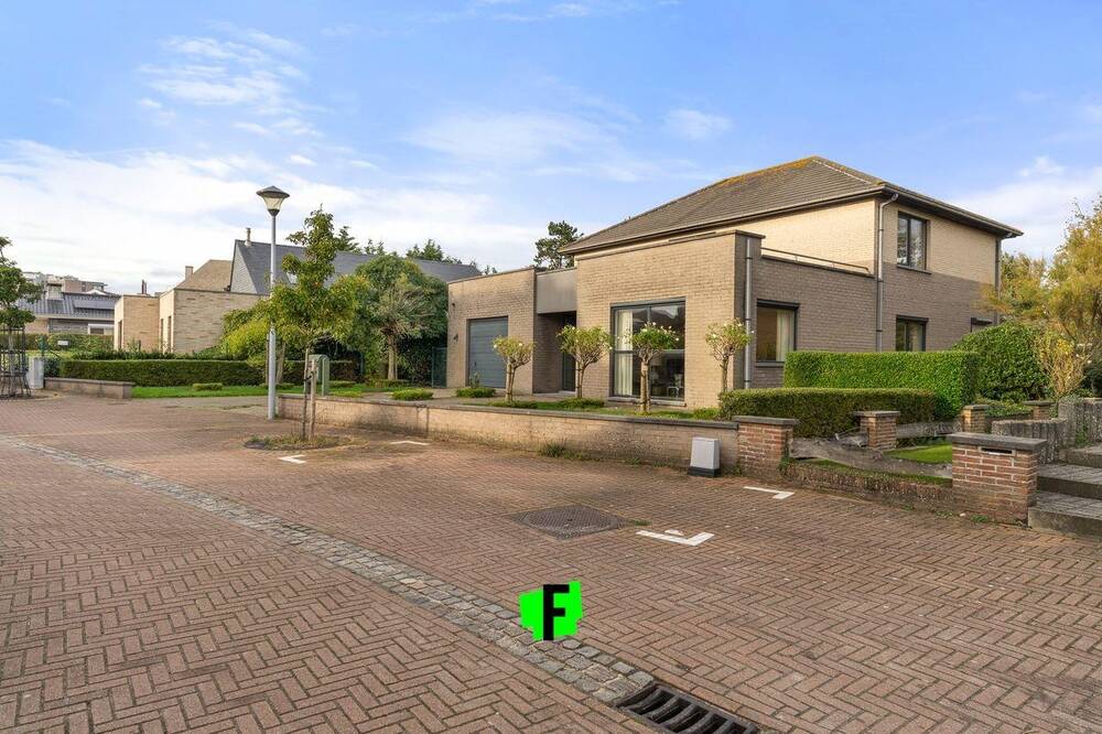 Huis te  koop in Westende 8434 695000.00€ 3 slaapkamers 269.00m² - Zoekertje 283471