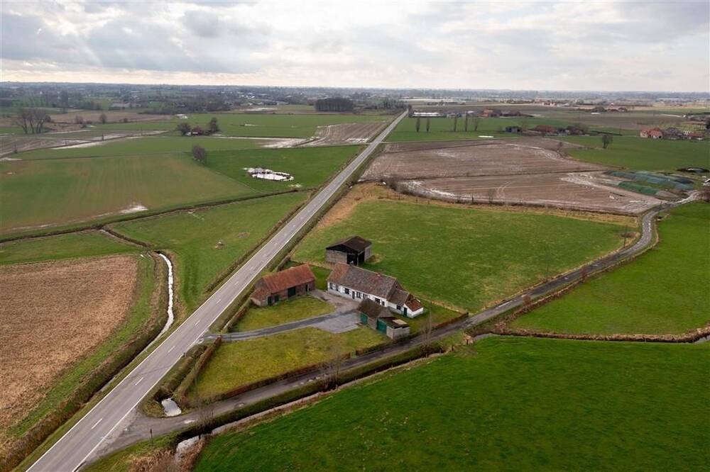 Boerderij te  koop in Dentergem 8720 397000.00€ 3 slaapkamers 83.00m² - Zoekertje 284059