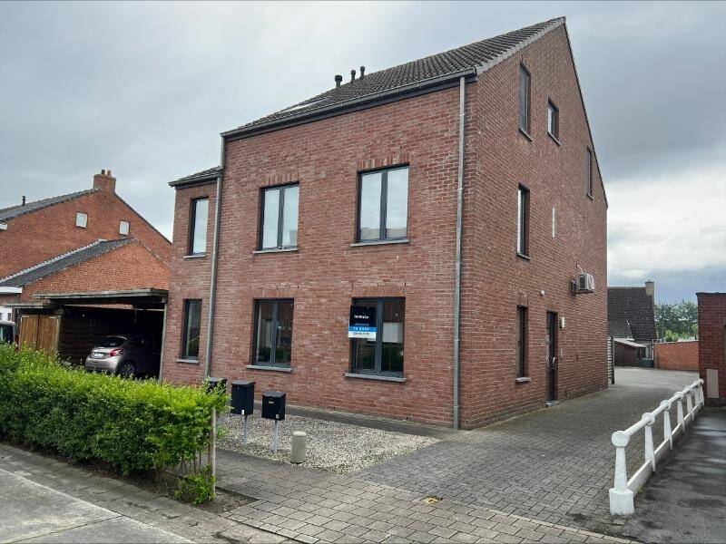 Appartement te  koop in Desselgem 8792 175000.00€ 1 slaapkamers 72.00m² - Zoekertje 285016