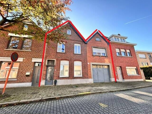 Huis te  koop in Wevelgem 8560 249000.00€ 4 slaapkamers 187.00m² - Zoekertje 285938