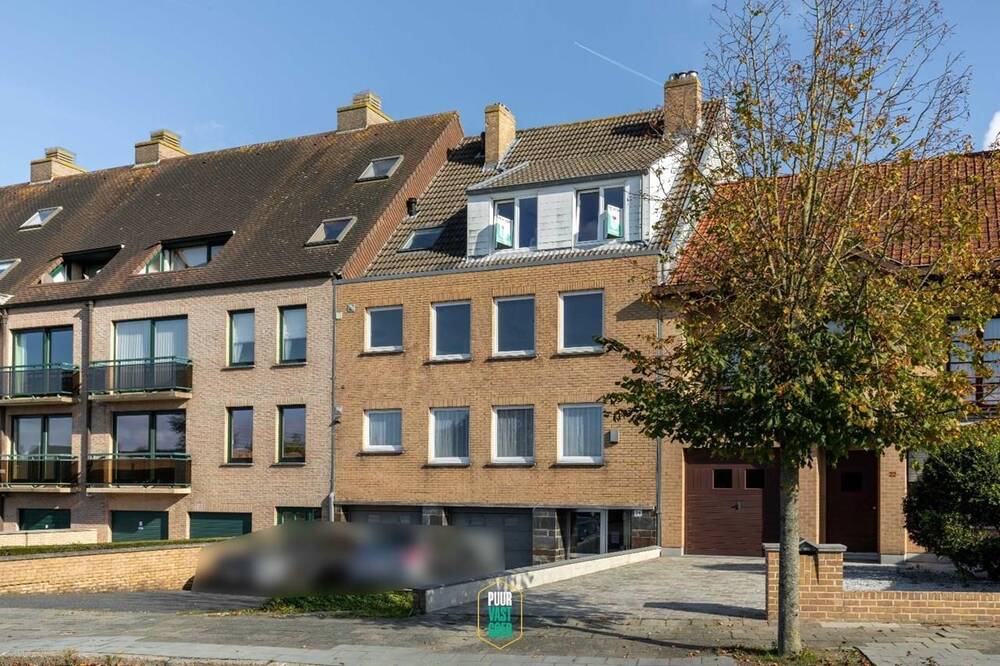 Huis te  koop in Sint-Andries 8200 285000.00€ 2 slaapkamers 88.00m² - Zoekertje 285904