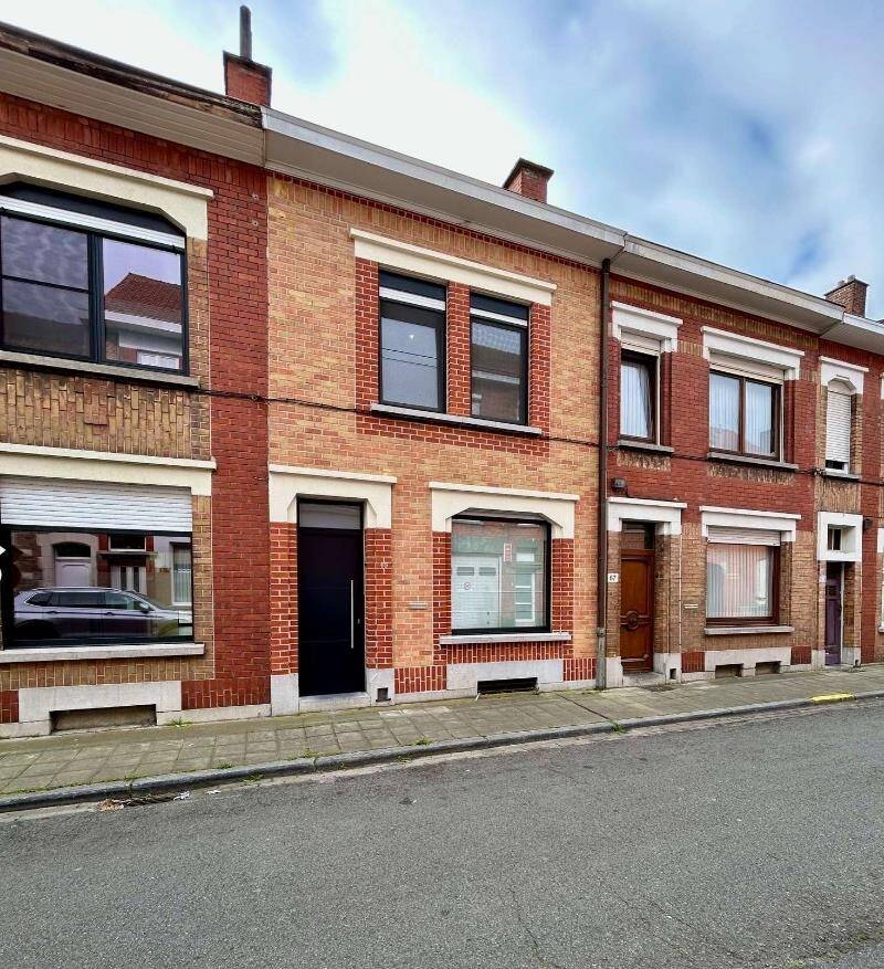 Huis te  koop in Menen 8930 215000.00€ 3 slaapkamers 144.00m² - Zoekertje 285300