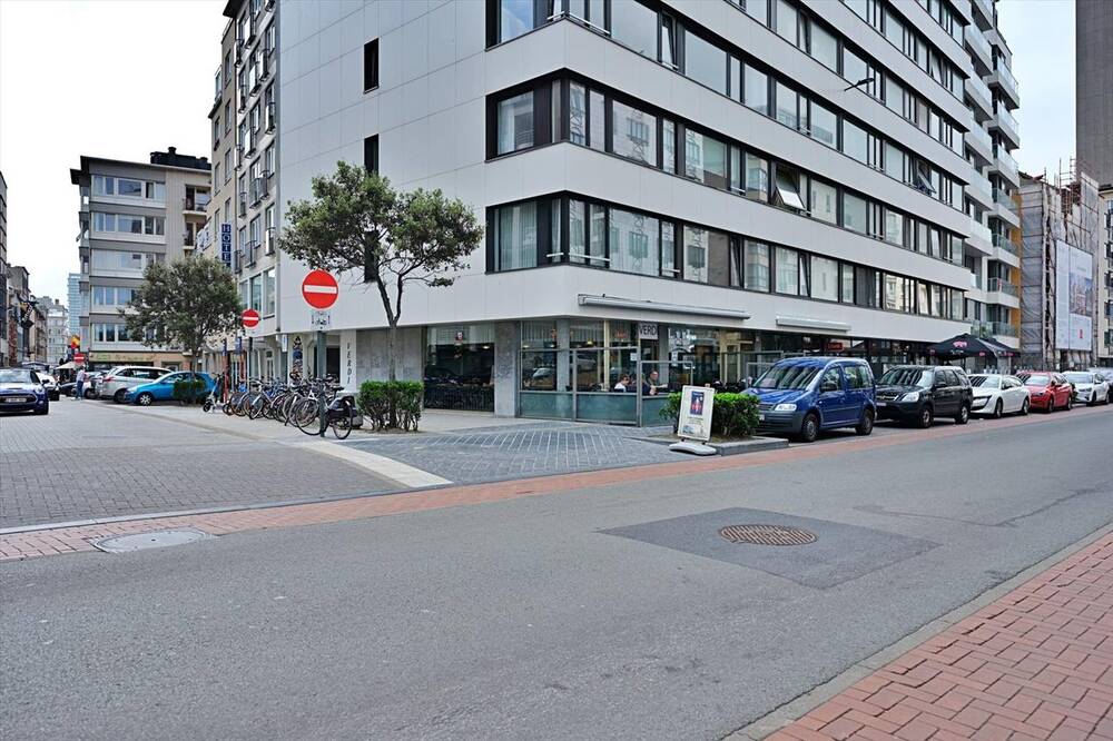 Handelszaak te  koop in Oostende 8400 195000.00€  slaapkamers 0.00m² - Zoekertje 286432