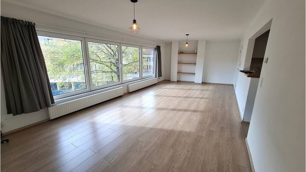 Appartement te  koop in Torhout 8820 225000.00€ 2 slaapkamers 80.00m² - Zoekertje 287378