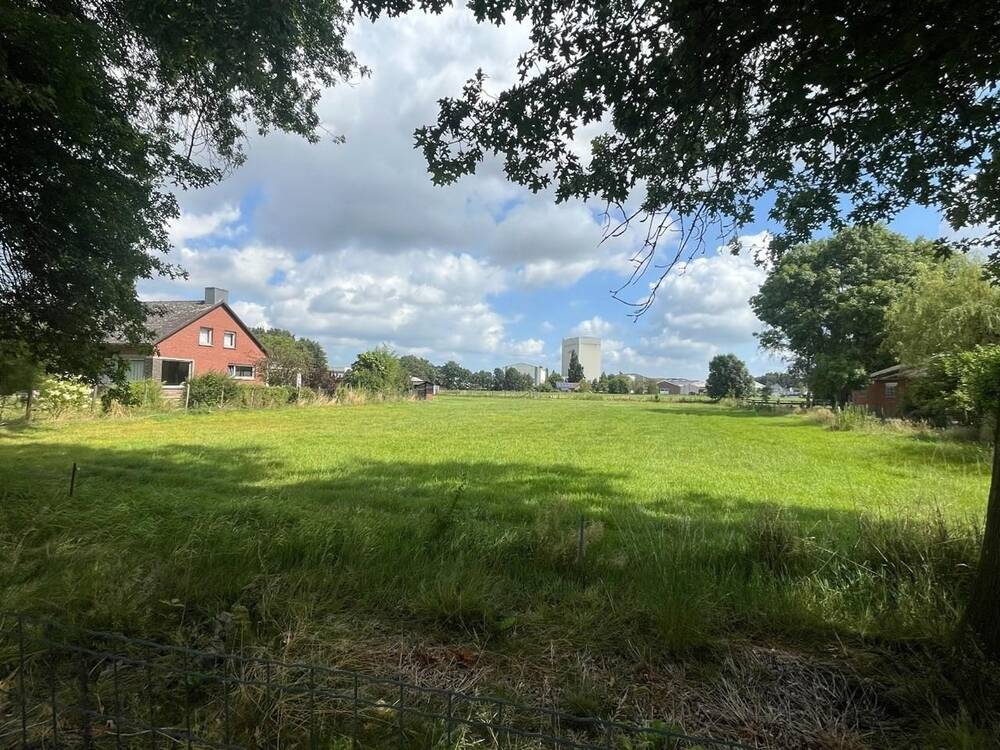 Grond te  koop in Wielsbeke 8710 290000.00€  slaapkamers m² - Zoekertje 288845