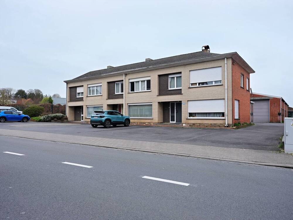 Handelszaak te  koop in Hooglede 8830 775000.00€  slaapkamers 476.00m² - Zoekertje 288798