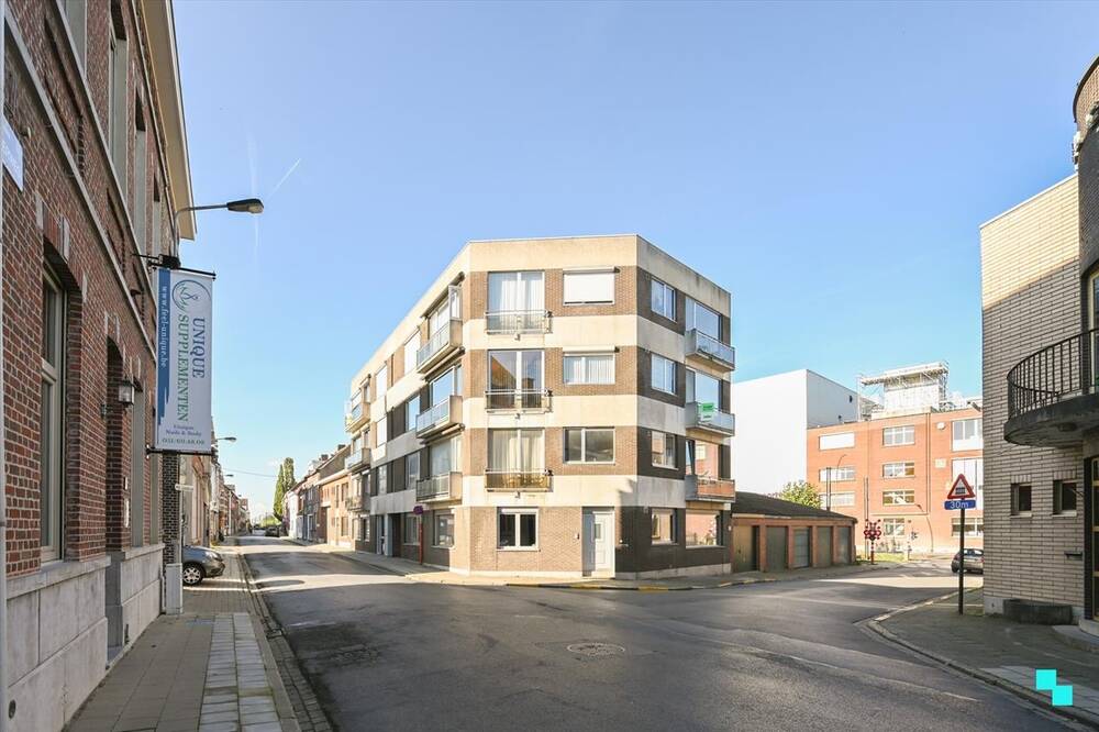 Appartement te  koop in Izegem 8870 145000.00€ 2 slaapkamers 78.00m² - Zoekertje 288847