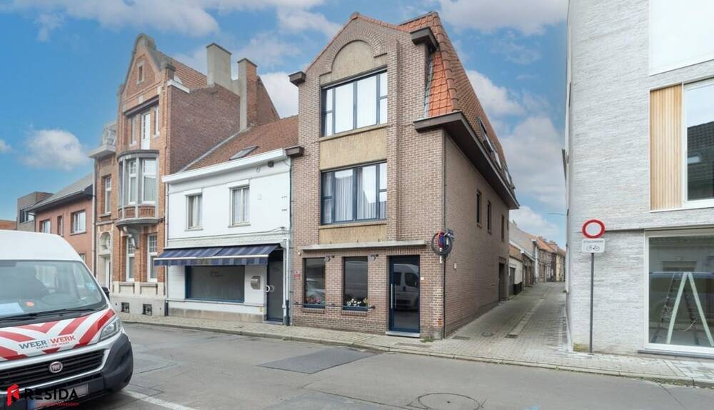 Huis te  koop in Izegem 8870 225000.00€ 3 slaapkamers 186.00m² - Zoekertje 289878