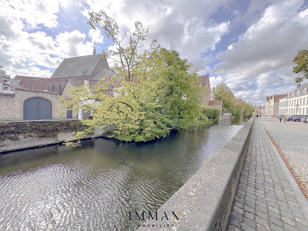 Appartement te  in Brugge 8000 385000.00€ 2 slaapkamers 93.00m² - Zoekertje 290572