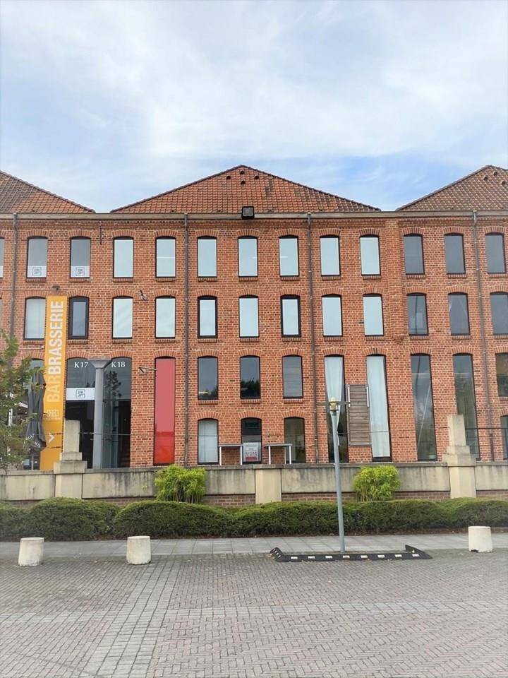 Handelszaak te  huur in Kortrijk 8500 3000.00€  slaapkamers 360.00m² - Zoekertje 291653