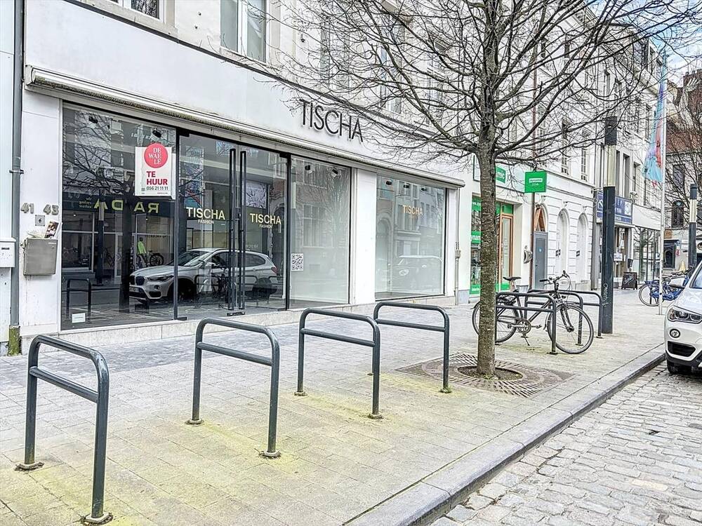 Handelszaak te  huur in Kortrijk 8500 2000.00€  slaapkamers 0.00m² - Zoekertje 290919