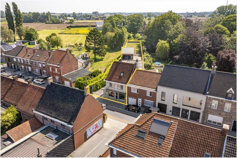 Huis te  koop in Ardooie 8850 299000.00€ 4 slaapkamers 366.00m² - Zoekertje 291839