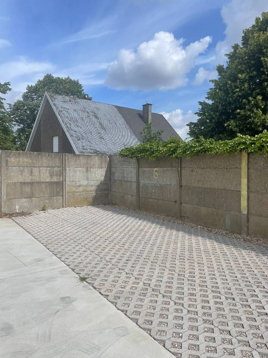 Parking te  huur in Ieper 8900 35.00€ 0 slaapkamers 20.00m² - Zoekertje 292693